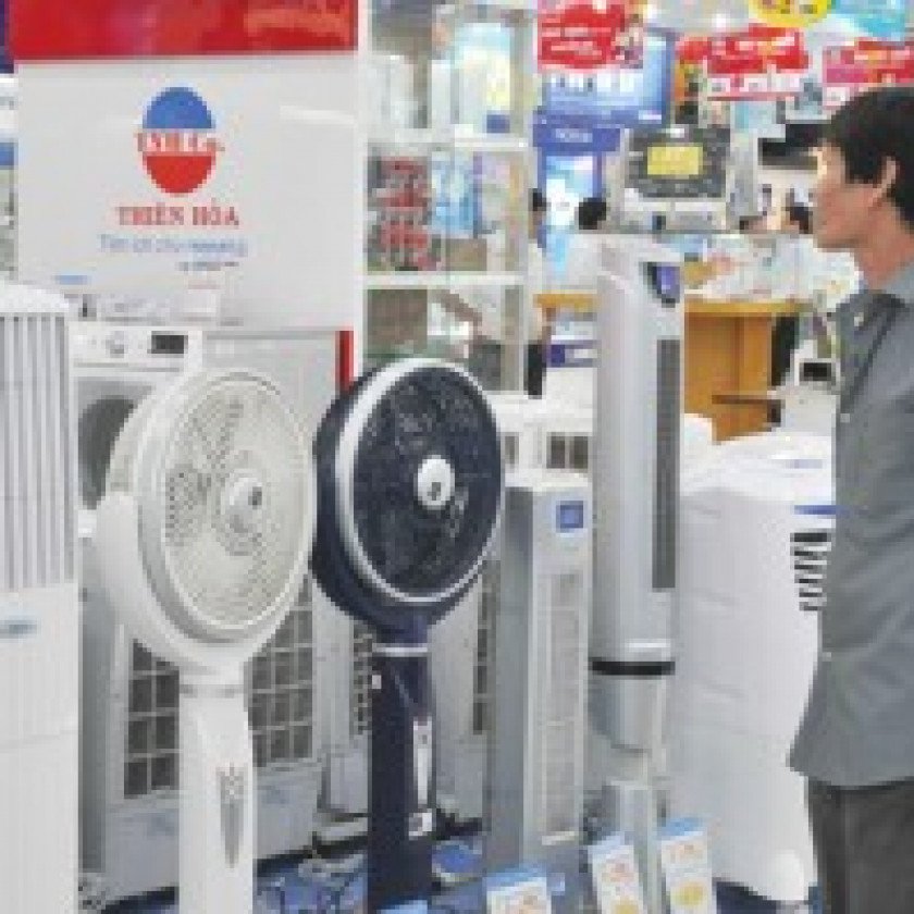 Giá điều hòa cao mà vẫn lo thiếu hàng