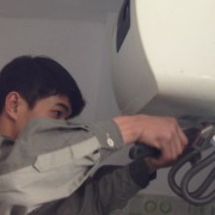 Mùa hè, bảo dưỡng, sửa bình nóng lạnh để sẵn sàng sử dụng cho mùa đông