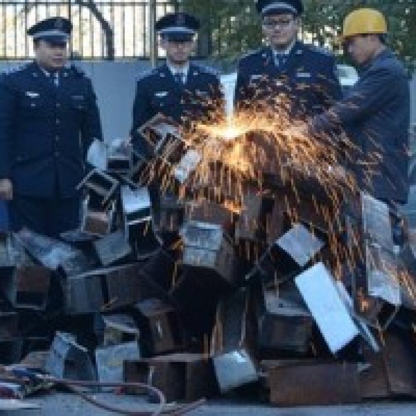 Hủy lò nướng thịt ngoài trời để bảo vệ khí quyển