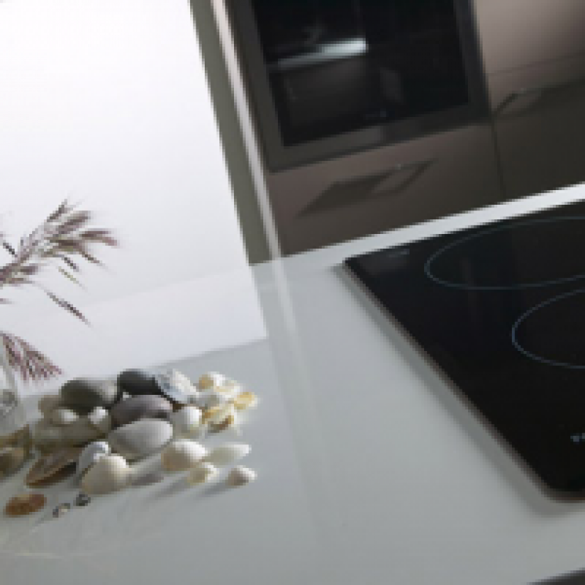 So sánh bếp từ và bếp hồng ngoại