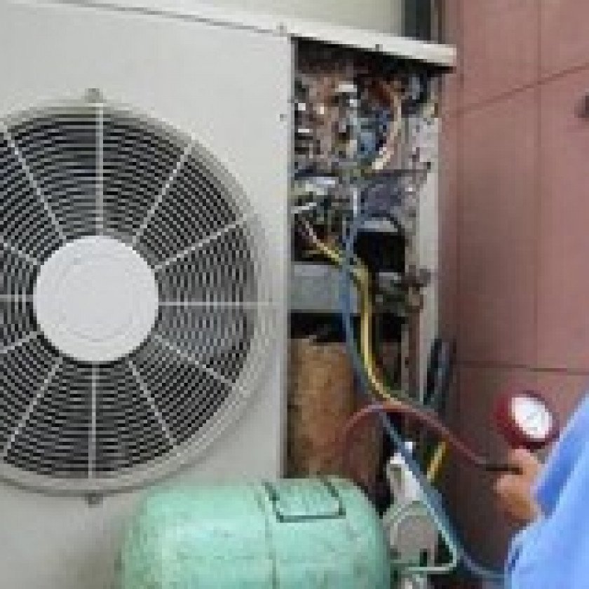Cẩn trọng khi gọi thợ sửa điều hòa