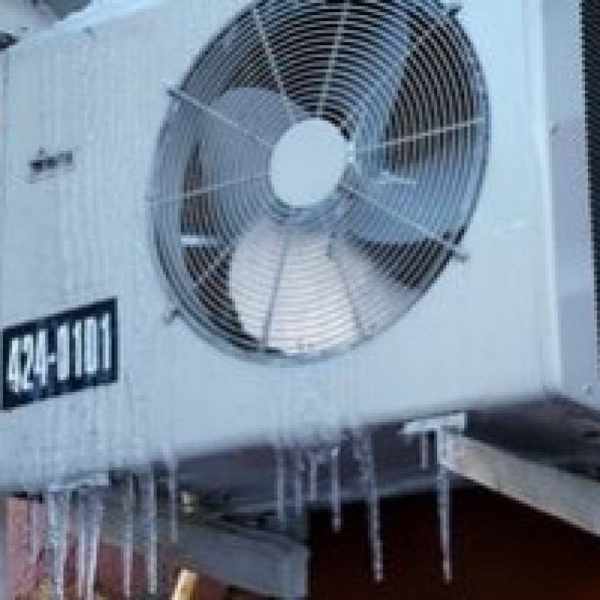 Có cần bảo dưỡng giàn tản nhiệt điều hòa?