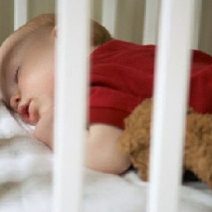 Giúp bé phòng tránh bệnh do ngồi điều hòa