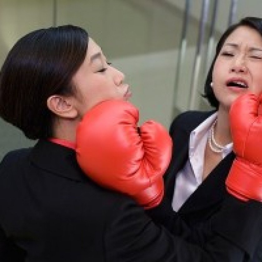 Nỗi khổ điều hòa nơi công sở