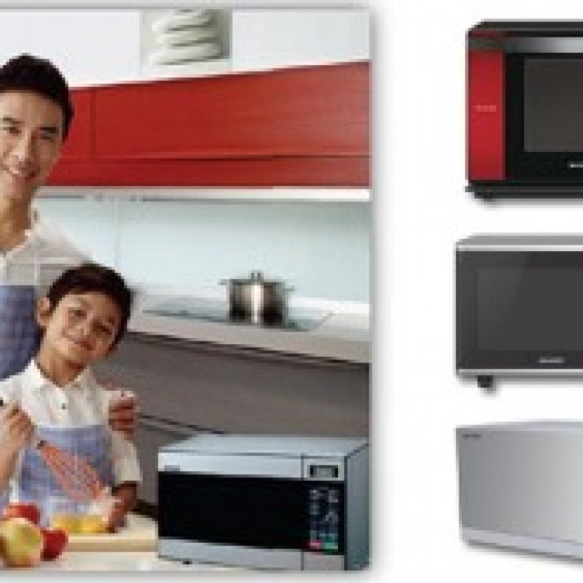 Thật nguy hiểm nếu cứ đứng gần lò vi sóng đang hoạt động